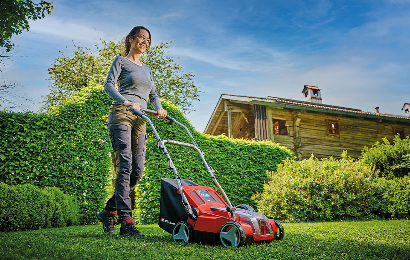 Rasen lüften Wie, wann und womit? Einhell Blog