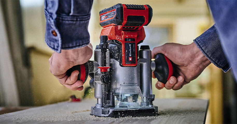 Einhell router top cordless