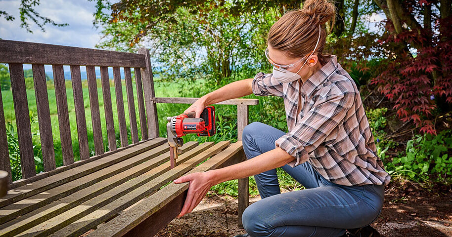 Kerti bútoroknál ne feledkezz meg a későbbi karbantartásról és tisztításról
