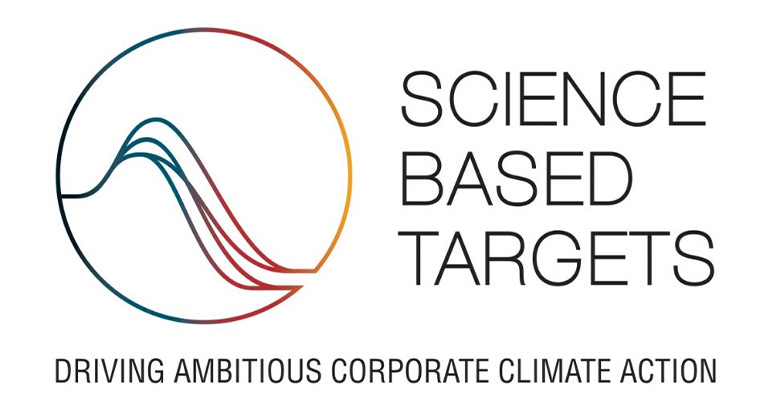 Logo von „Science Based Targets“ mit Farbverlaufslinien und dem Text „Driving Ambitious Corporate Climate Action“.