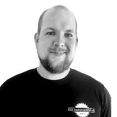 Picture of the author Dominik Heneka.