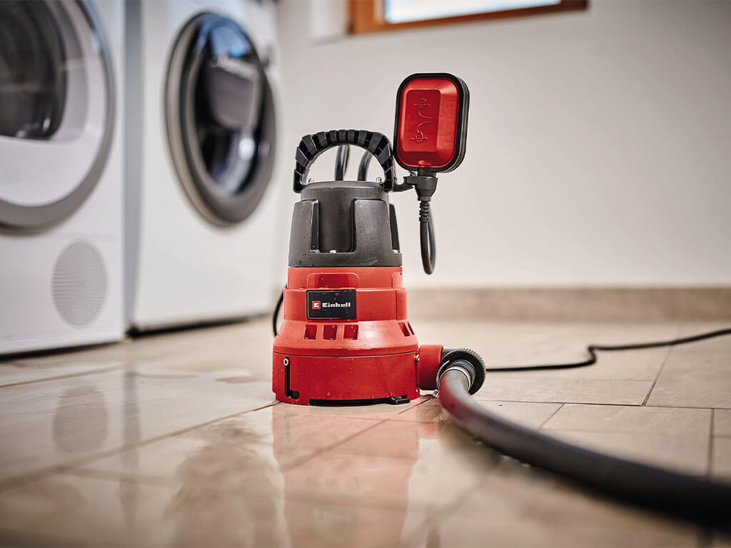 https://www.einhell.de/fileadmin/corporate-media/blog/house-and-apartment/equipment-storm-water-damage/einhell-blog-equipment-storm-water-damage-content-01.jpg