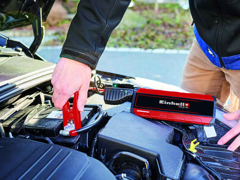 Autobatterie Ladegerät und Starthilfe Powerbank für Autos